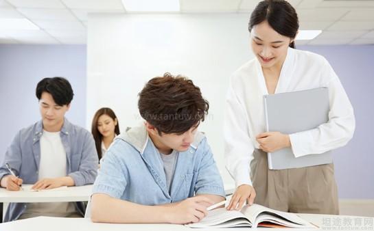 成都名师荟教育 专业领航，为学子点亮前行之路
